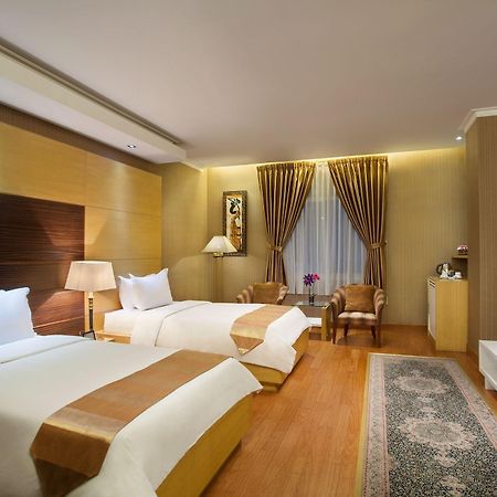 Sahati Hotel Jakarta Ngoại thất bức ảnh