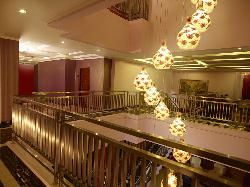 Sahati Hotel Jakarta Ngoại thất bức ảnh
