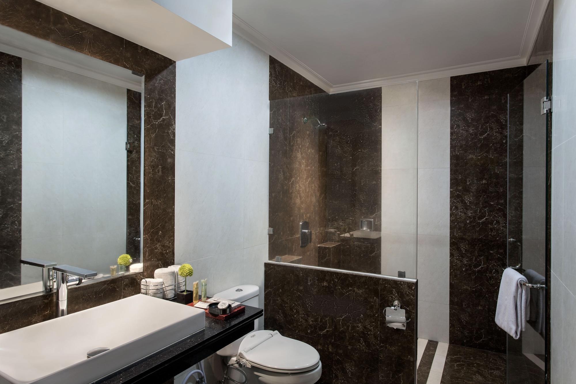 Sahati Hotel Jakarta Ngoại thất bức ảnh