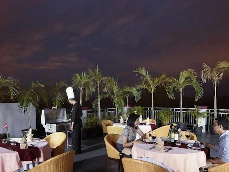 Sahati Hotel Jakarta Ngoại thất bức ảnh