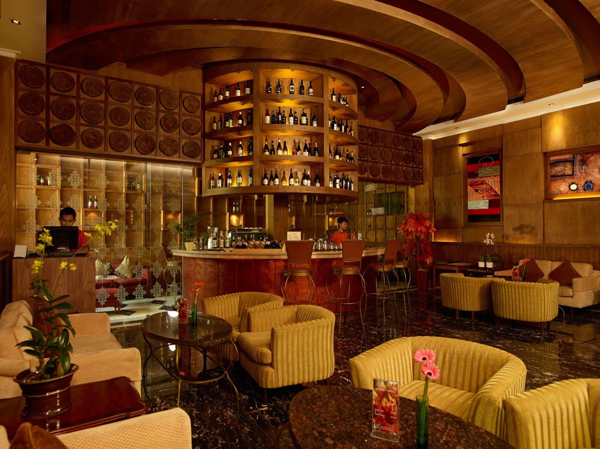 Sahati Hotel Jakarta Ngoại thất bức ảnh